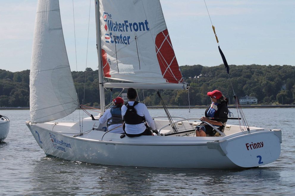 clagett-regatta-sarah-cindy-ht-jt-191015_hpEmbed_3x2_992